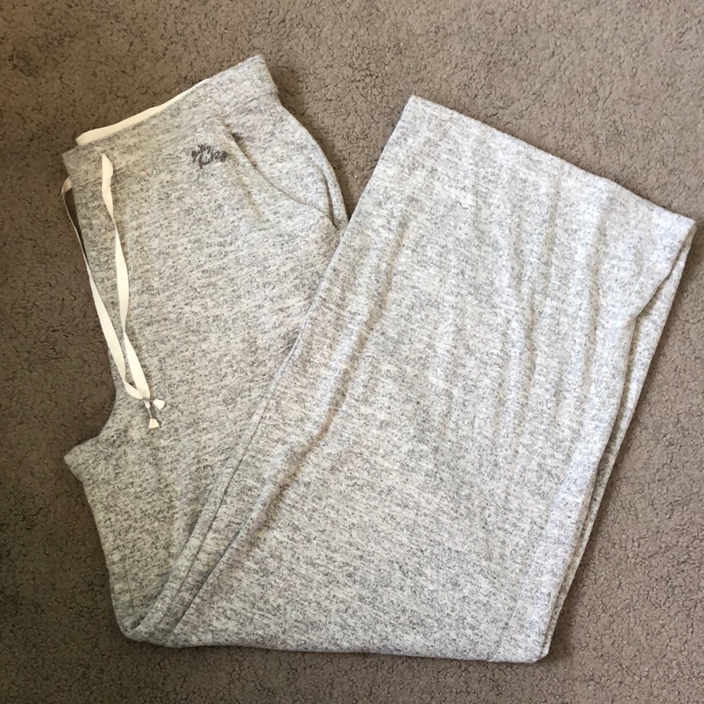 Gilly Hicks Lounge Pants gray size L